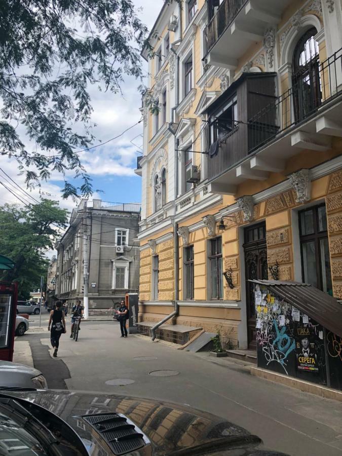Трёхуровневая Квартира У Моря Odessa Exteriör bild